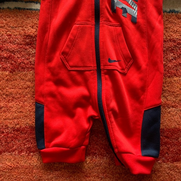 Nike Dri-fit hooded zip up romper jumpsuit - Picture 5 of 10